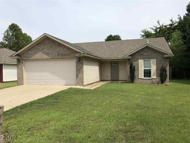 1604 Charles Dr, Jonesboro, AR 72401 - photo 2