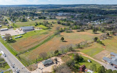 1301 E Main St, Booneville, AR 72927 - photo 7