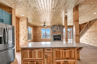 638 Falcon Ridge Dr, Moravian Falls, NC 28654 - photo 6