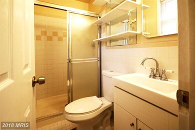 9014 Pinehurst Dr, Fort Washington, MD 20744 - photo 7