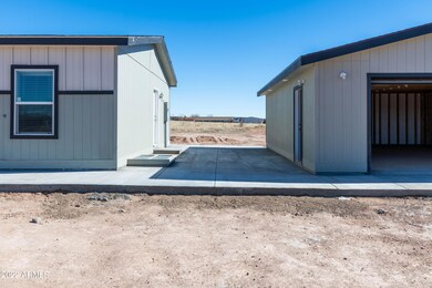 25141 N Mitchell Ln, Paulden, AZ 86334 - photo 3