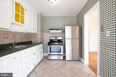 812 Forest Glen Rd, Silver Spring, MD 20901 - photo 7