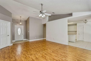 2717 Rambler Ct Navarre FL- living room