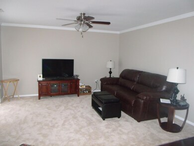24 Topeka Ct, Tinton Falls, NJ 07712 - photo 4
