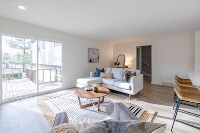 5877 Rock Hill Rd, Columbus, OH 43213 - photo 4