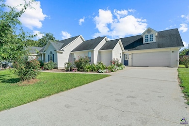 102 Meadow Ct, Warner Robins, GA 31088 - photo 3