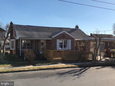 117 W 4th Ave, Ranson, WV 25438 - photo 4