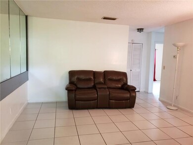 274 SW 9th St unit 2, Dania, FL 33004 - photo 2