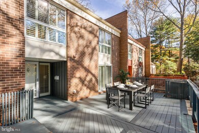 11531 Links Dr, Reston, VA 20190 - photo 3