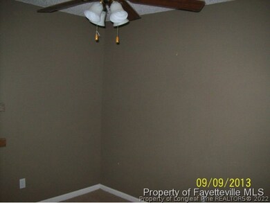 727 Ashbrook Rd, Fayetteville, NC 28314 - photo 5