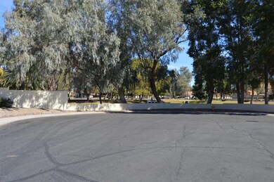 Col-de-sac Lot