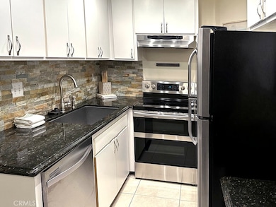 1108 Camino Real unit 409, Redondo Beach, CA 90277 - photo 6