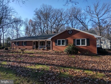 734 Martz Rd, Sykesville, MD 21784 - photo 3