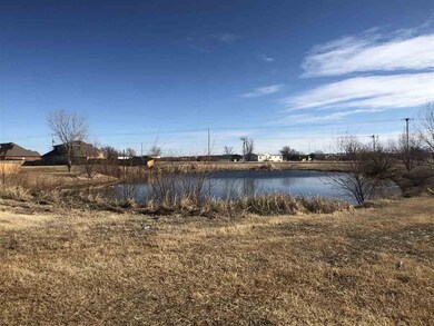 1338 NE Fisherman's Cove Dr, Elgin, OK 73538 - photo 2