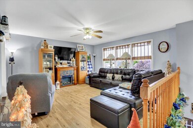 352 Sue Linn Dr, Chambersburg, PA 17201 - photo 5