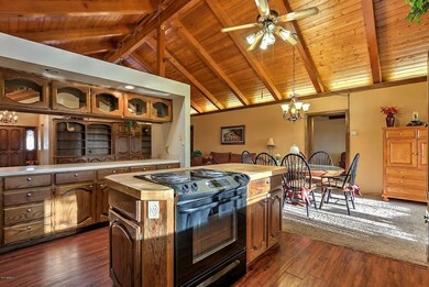 1036 S 72nd St-34