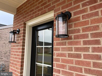 1746 Meridian Dr, Hagerstown, MD 21742 - photo 2