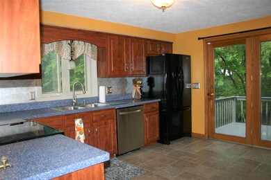 16 Lorisa Ln, Milford, NH 03055 - photo 4