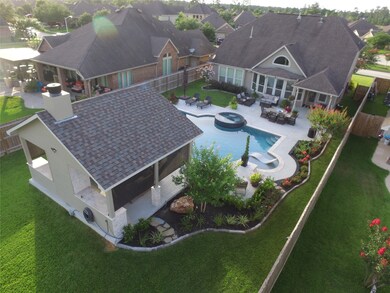 31803 Forest Oak Ln, Conroe, TX 77385 - photo 2