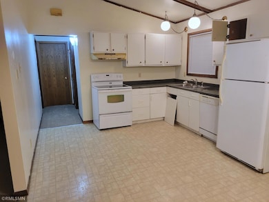 921 Pearl St unit 2, Prescott, WI 54021 - photo 3