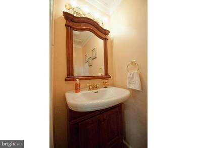 372 E Elm St, Conshohocken, PA 19428 - photo 4