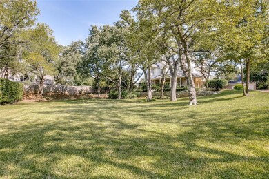 1605 Michael Ct, Bedford, TX 76022 - photo 3