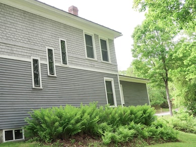 22 E Chestnut St, Augusta, ME 04330 - photo 5