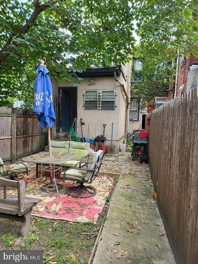 559 Royden St, Camden, NJ 08103 - photo 4