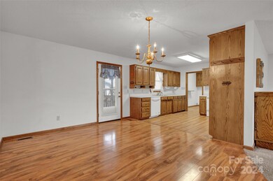 110 Green Meadow Ln, Statesville, NC 28625 - photo 5