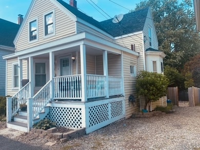 58 Crescent St, Swampscott, MA 01907 - photo 2