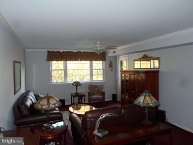 121 Woodstream Dr, Norristown, PA 19403 - photo 5