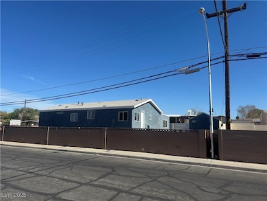 3501 Twining Ave, North Las Vegas, NV 89030 - photo 2