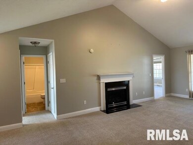 22 Applebee Farm Dr, Jacksonville, IL 62650 - photo 3