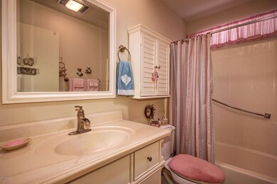 10160 W Cinnebar Ave, Sun City, AZ 85351 - photo 3