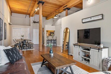 Rivermoor Landing unit 34, Newmarket, NH 03857 - photo 6