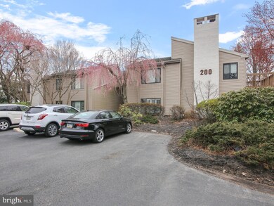 211 Pritchard Place unit 211, Newtown Square, PA 19073 - photo 6