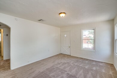 East Sequoyah Street_11