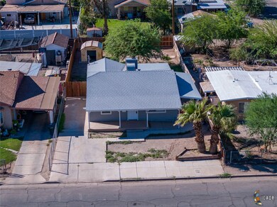 681 W Euclid Ave, El Centro, CA 92243 - photo 3