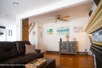 IMG_4422LivingRoomC