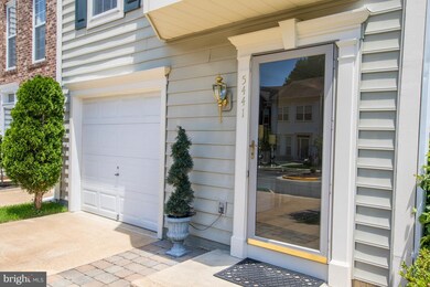 5441 Summer Leaf Ln, Alexandria, VA 22312 - photo 2