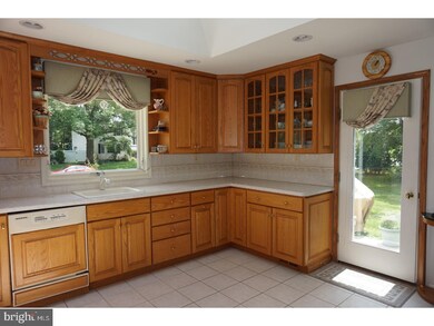 1021 Wayfield Dr, Norristown, PA 19403 - photo 7