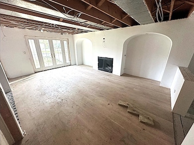 911 Glenbard Rd, Glen Ellyn, IL 60137 - photo 4