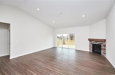 9833 Thorton Dr, Johnston, IA 50131 - photo 6