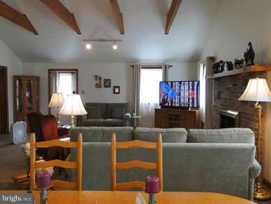 1020 Middle Rd, Perkasie, PA 18944 - photo 6