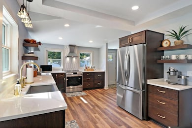 922 Sage St, Lake Geneva, WI 53147 - photo 4