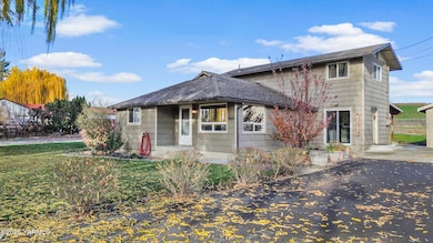 11501 Gilbert Rd, Yakima, WA 98903 - photo 5