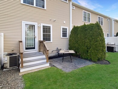 85 Boxberry Ln, Rockland, MA 02370 - photo 2