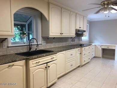 kitchen1