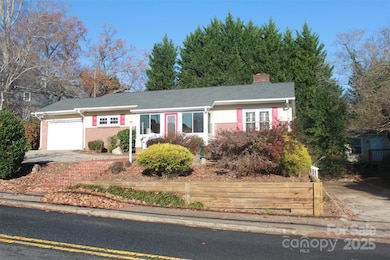 284 Maple St, Rutherfordton, NC 28139 - photo 5