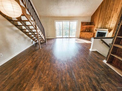 105 Williams Ln unit E, Quechee, VT 05059 - photo 6